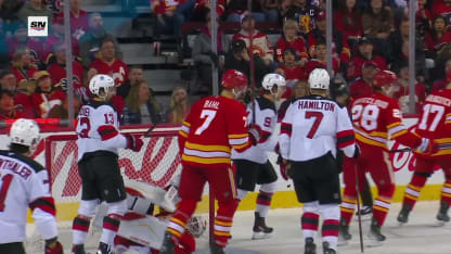 Dawson Mercer with a But vs. les Flames de Calgary