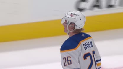 Dahlin crashes the net to extend lead