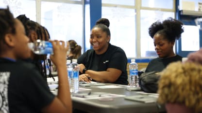 Raven Payne with Girls