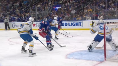 Un premier but en carrière pour Perreault