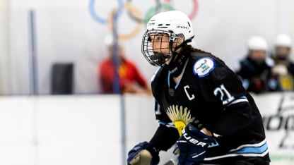 Conexiones fuera del hielo: Una guerrera argentina que busca el éxito