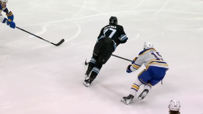 BUF@UTA: Peterka scores goal against Colten Ellis