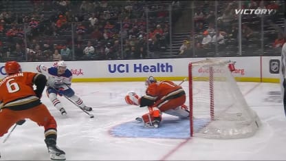 EDM@ANA: Dostal with a great save against Connor McDavid