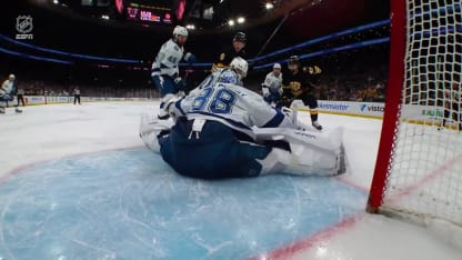 Vasilevskiy multiplie les arrêts spectaculaires