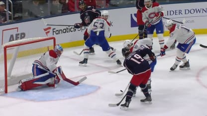 MTL@CBJ: Fantilli scores goal against Jakub Dobeš