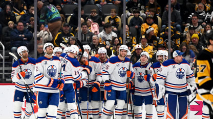 PITTSBURGH, PA - DECEMBER 16: Leon Draisaitl #29 of the Edmonton Oilers celebrates after his 1000 NHL point against the Pittsburgh Penguins at PPG PAINTS Arena on December 16, 2025 in Pittsburgh, Pennsylvania. (Photo by Joe Sargent/NHLI via Getty Images)
