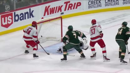 CAR@MIN: Aho scores goal against Filip Gustavsson