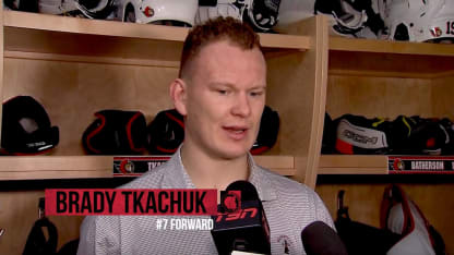 Brady Tkachuk dispo média avant le match contre CGY