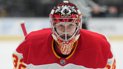 Dustin Wolf signs 7 year contract with Calgary Flames