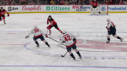 WSH@NJD: Hughes scores goal against Logan Thompson