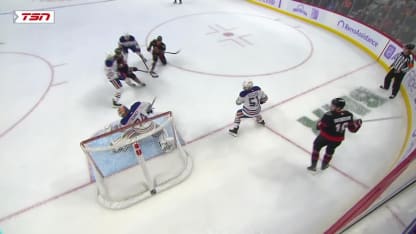 EDM@OTT: Stutzle scores goal against Stuart Skinner