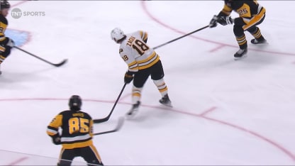 BOS@PIT: Zacha scores goal against Arturs Silovs