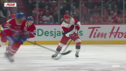 CAR@MTL: Dobeš effectue un bel arrêt contre Taylor Hall