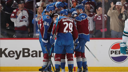 Lehkonen nets his second as MacKinnon earns 700th assist