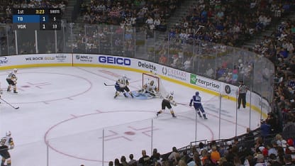 Point styr in Stamkos passning