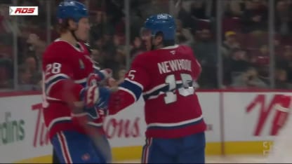 UTA@MTL: Newhook marque un but contre Karel Vejmelka