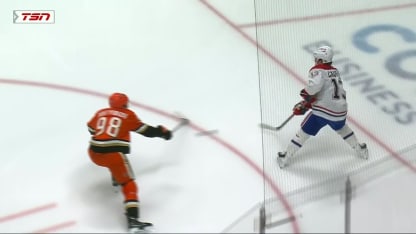 MTL@ANA: Suzuki scores goal against Lukas Dostal