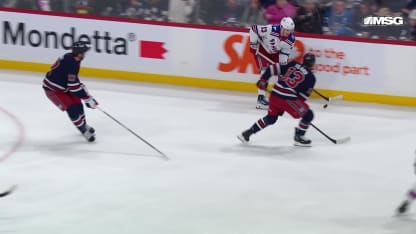 NYR@WPG: Lafrenière scores goal against Connor Hellebuyck