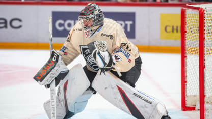Goalie Reto Berra #20 of HC Fribourg-Gotteron warms up prior the Swiss National League game between Lausanne HC and HC Fribourg-Gotteron at Vaudoise Arena on October 11, 2024 in Lausanne, Switzerland. (Photo by RvS.Media/Monika Majer/Getty Images)