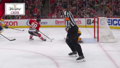 Bedard déculotte Saros pour un but spectaculaire