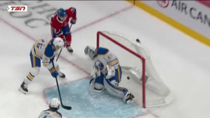 BUF@MTL: Slafkovsky scores PPG against James Reimer