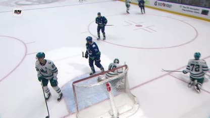 DeBrusk donne la victoire aux Canucks