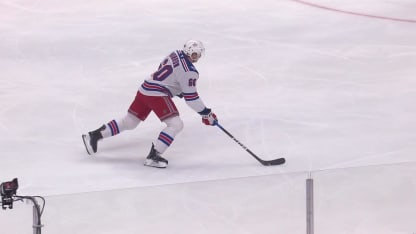 Morrow offre la réplique pour les Rangers