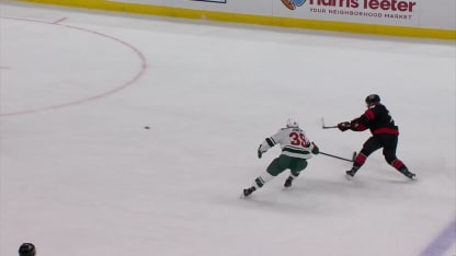 MIN@CAR: Walker scores goal against Filip Gustavsson