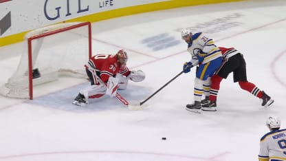 BUF@CHI: Knight with a great save against Josh Norris