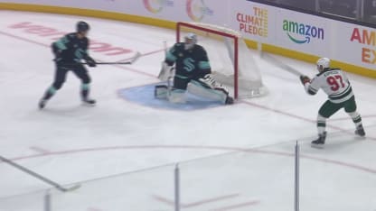 MIN@SEA: Hartman scores goal against Philipp Grubauer