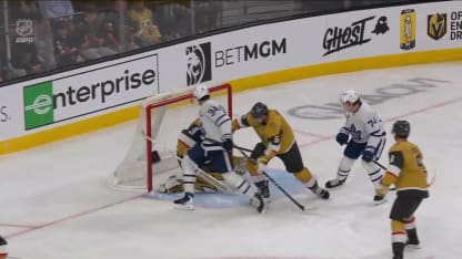 Matthews rétablit l'avance de deux buts