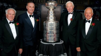 Lafleur_Canadiens_with_Cup