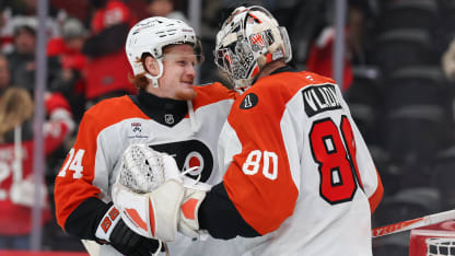 Dan Vladař zaznamenal desátou výhru sezony