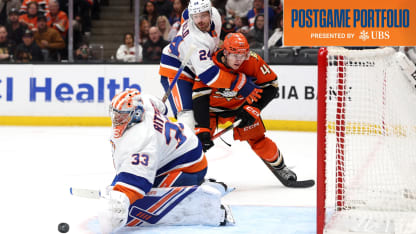 UBS Postgame Photos: Ducks 5, Islanders 1