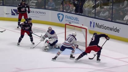 EDM@CBJ: Monahan scores goal against Stuart Skinner