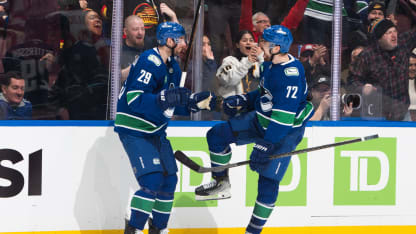 Chytilův první gól za Canucks