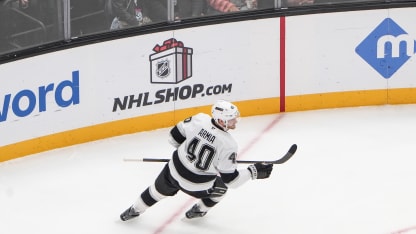 Armia teki kaksi maalia Kingsille