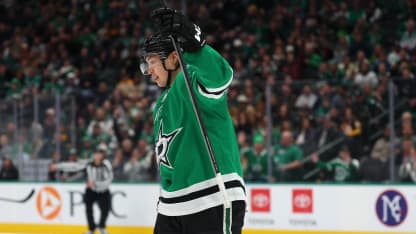 En español: Golazo de Robertson