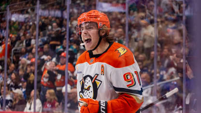 Leo Carlsson Scores his 100th Point to Tie the Game 