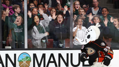 firstflight_mediawall_030317