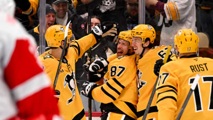 Crosby 2, Red Wings 0