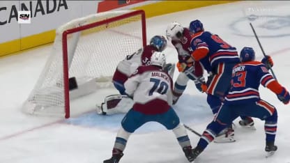 Perry frappe encore en A.N.