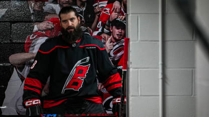 Burns-Ovechkin battle in Hurricanes-Capitals series an old-time physical duel