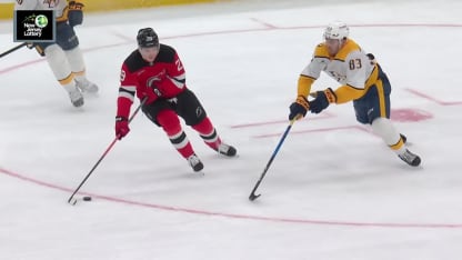 NSH@NJD: Hamilton scores goal against Justus Annunen