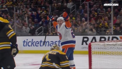 NYI@BOS: Palmieri scores goal against Jeremy Swayman