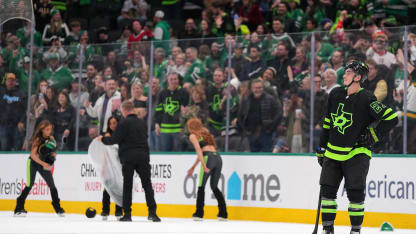 Los Dallas Stars reciben el año nuevo con una gran goleada