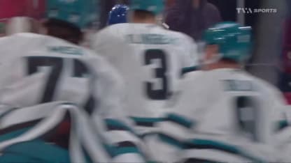 SJS@MTL: Caufield marque un but contre Alex Nedeljkovic