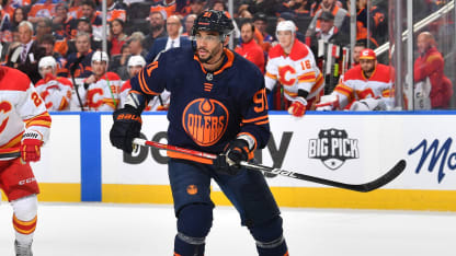 Evander-Kane-32-in-32-without-bug