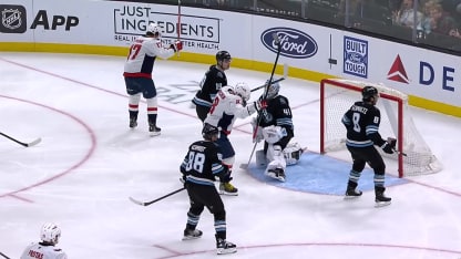 Ovechkin rips one home from the slot