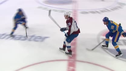 Thomas assure une 12e victoire de suite aux Blues